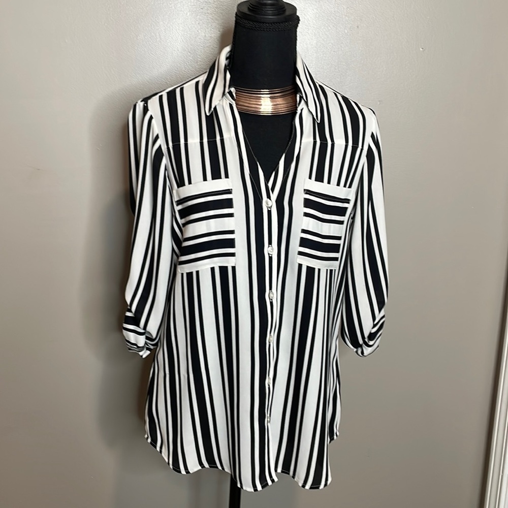 Express Medium Striped Relaxed Portofino Shirt